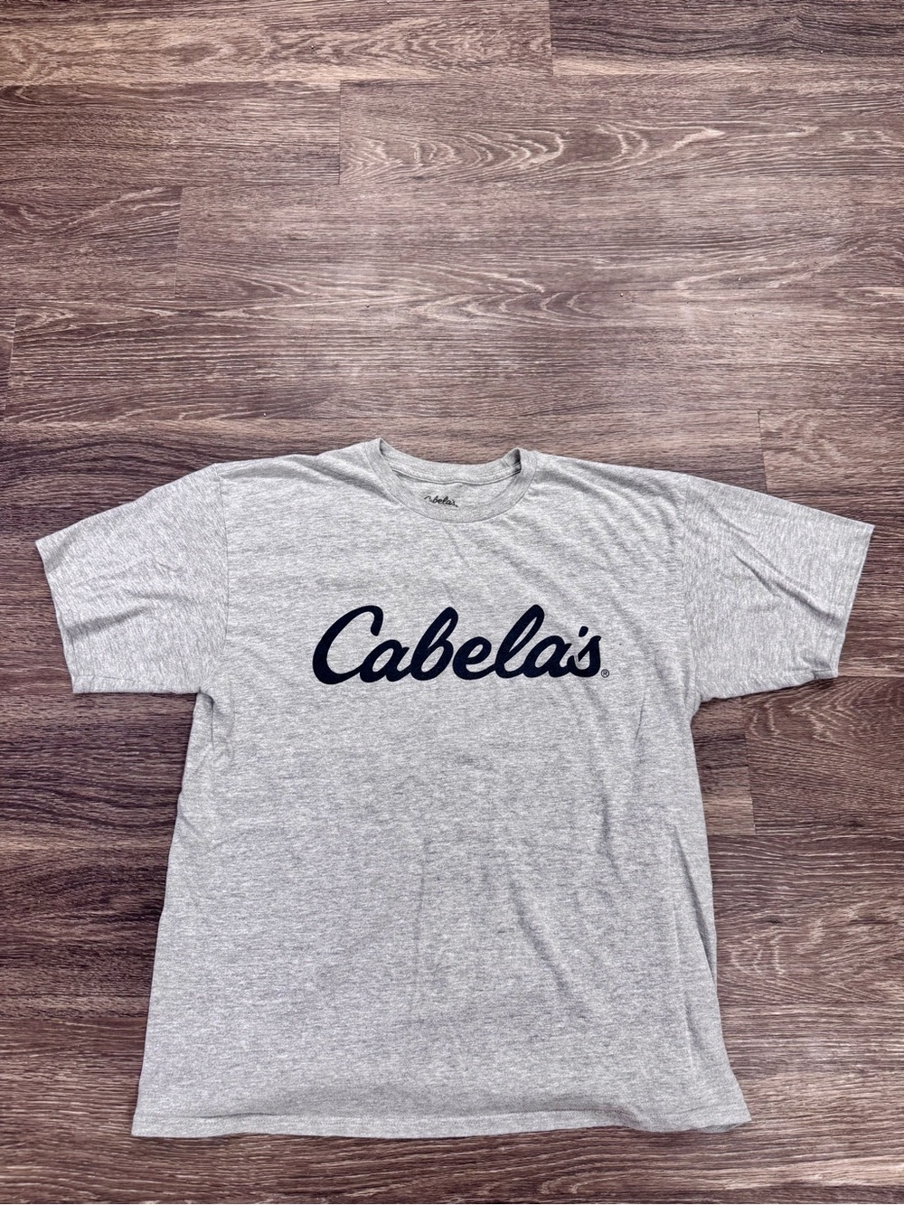 Cabela’s Script Logo T Shirt Gray Outdoor Hunting Tee Men’s Large